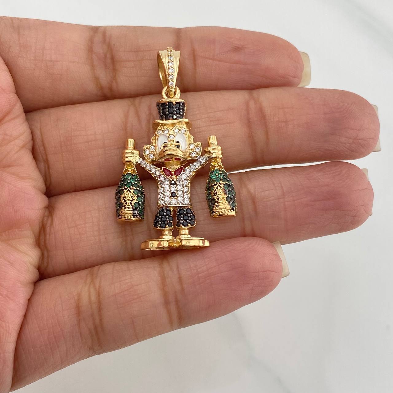 Dije Pato Botella Champagne 9 g / 3.7 cm Tres Oros 18K