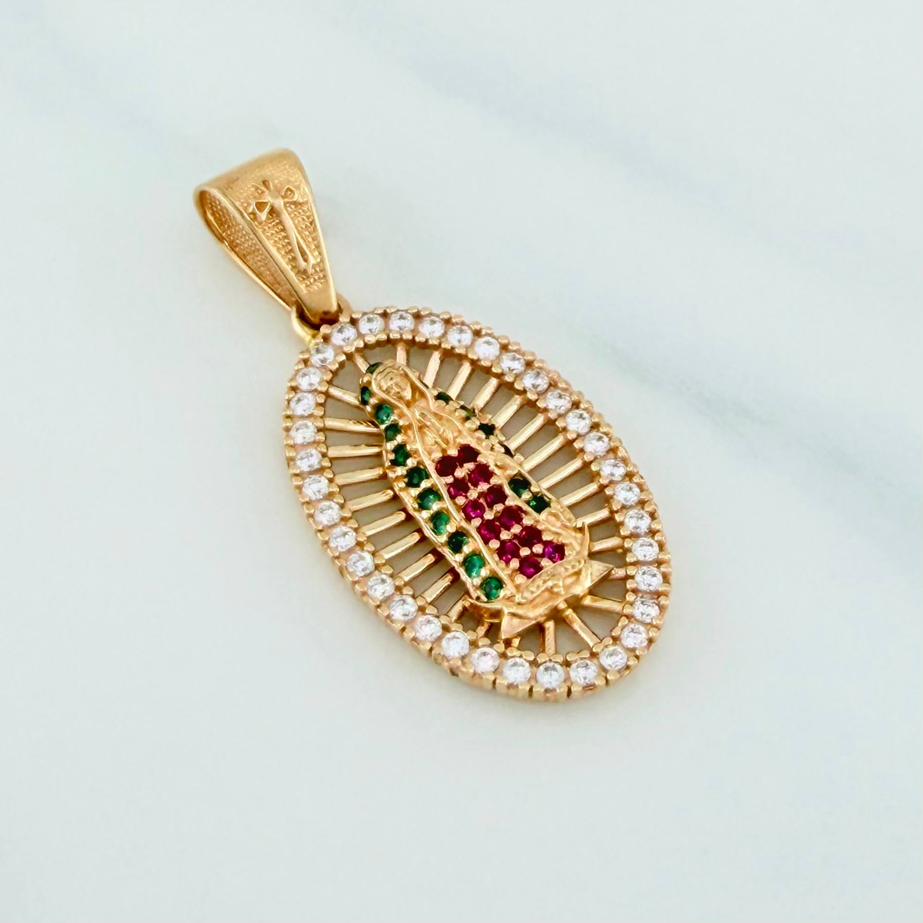 Dije Virgen Guadalupe 3.55 g / 3.2 cm Oro Amarillo 18K