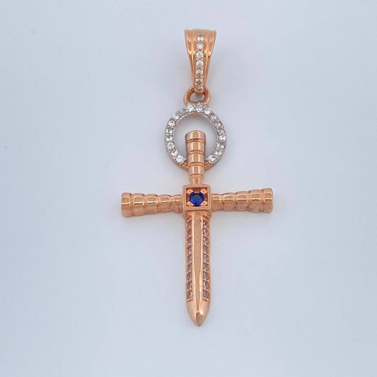 Dije Clavo 3.6gr / 4.2cm / Dos Oros Rosado Blanco 18K $