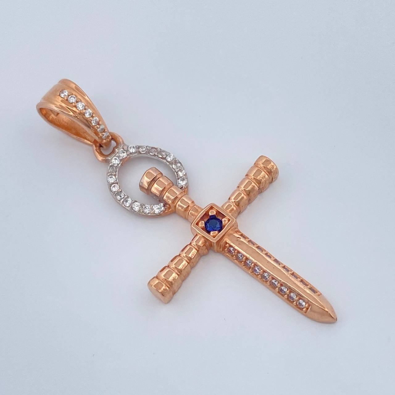 Dije Clavo 3.6gr / 4.2cm / Dos Oros Rosado Blanco 18K $