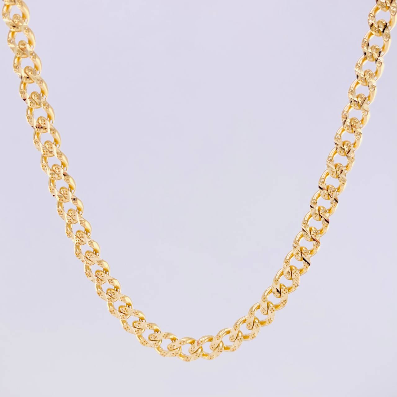 Cadena Cubana Infinito 14.1g / 50cm / 4.8mm Oro Amarillo 18K