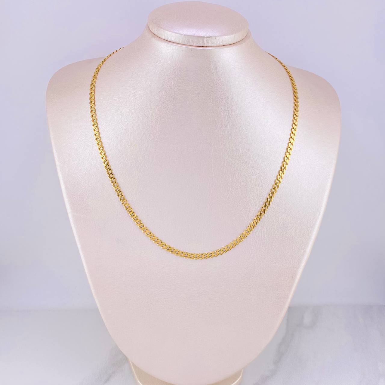 Cadena Cubana Infinito 8.35g / 45cm / 3.8mm Oro Amarillo 18K