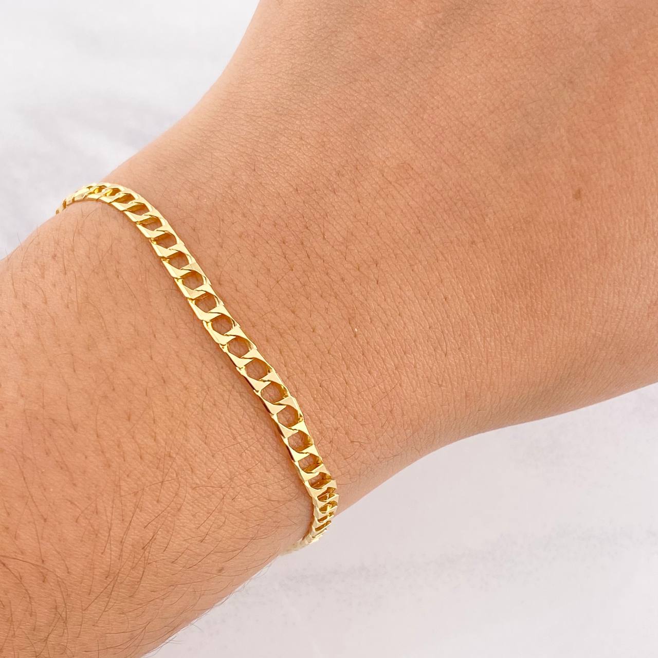 Pulso Panzer 5g / 20.9cm / 3.4mm Oro Amarillo 18K