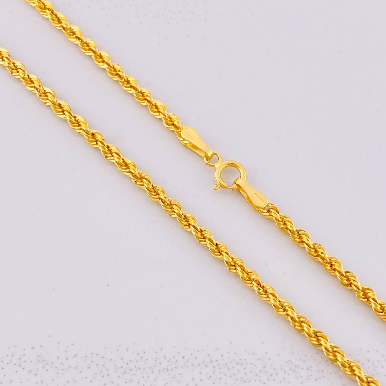Cadena Lazo 3.35g / 60cm / 2.2mm Oro Amarillo 18K