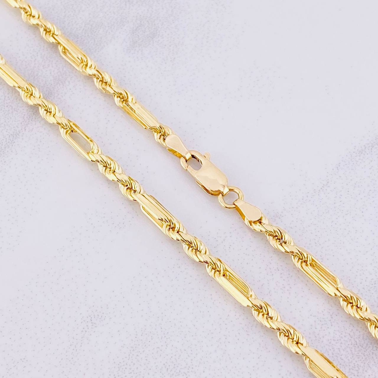 Cadena Lazo Especial 17g / 60cm / 3.5mm Oro Amarillo 18K