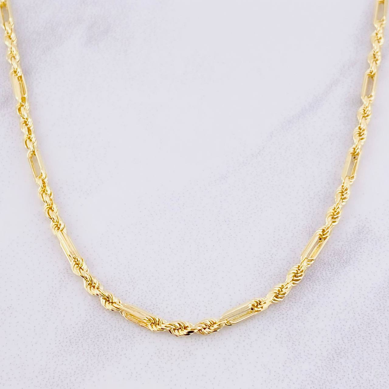 Cadena Lazo Especial 12.6g / 60cm / 3mm Oro Amarillo 18K
