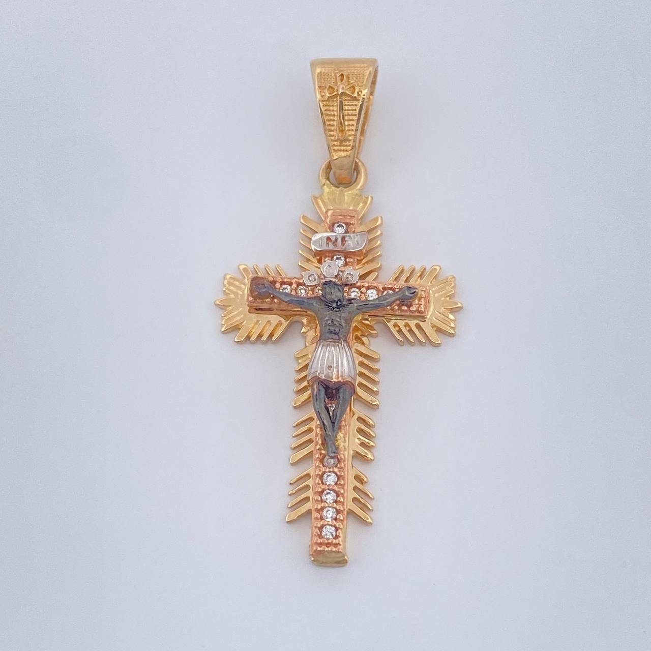 Dije Cruz Cristo Milagroso De Buga 4gr / 3.8cm / Tres Oros 18K $