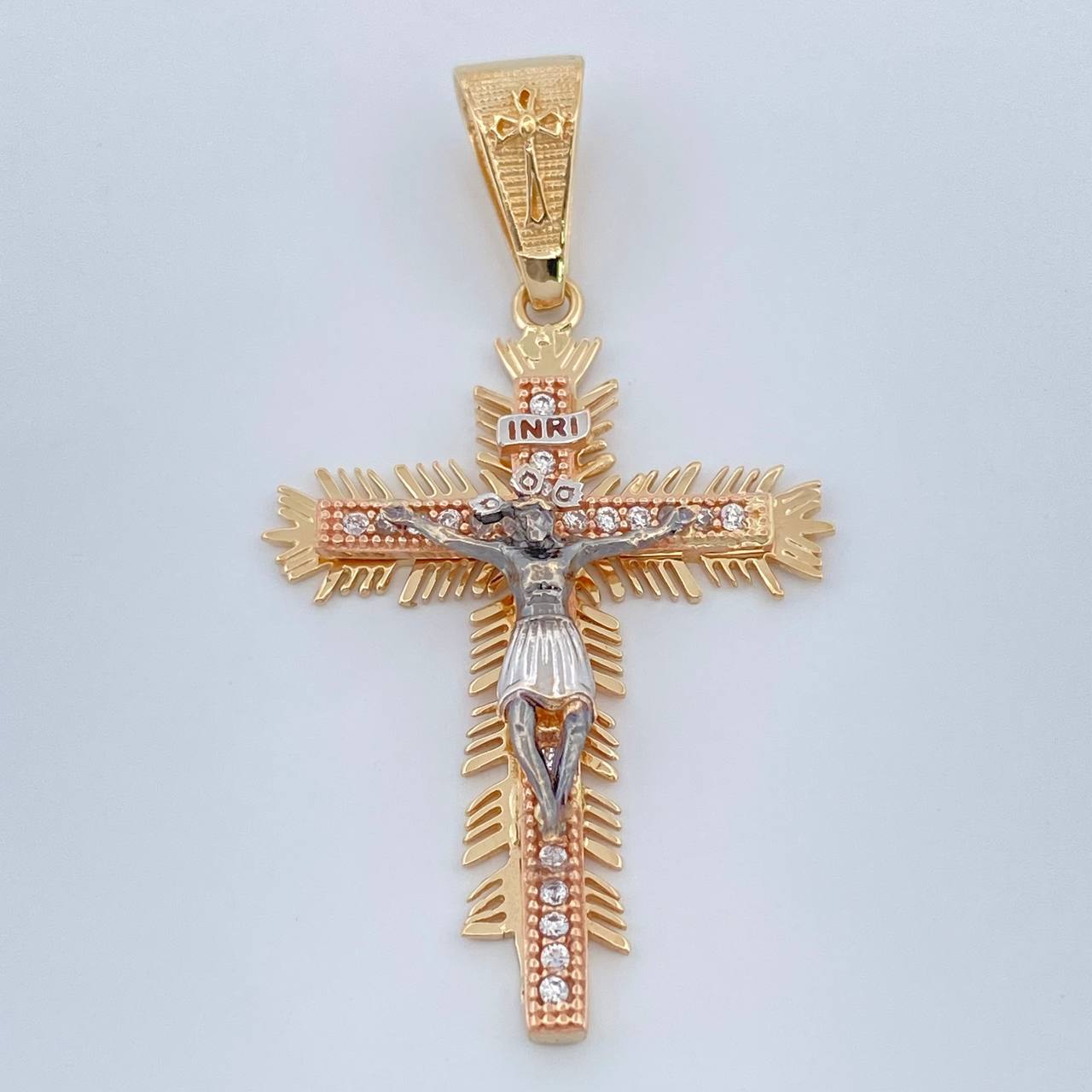 Dije Cruz Cristo Milagroso De Buga 5.15gr / 4.6cm / Tres Oros 18K %
