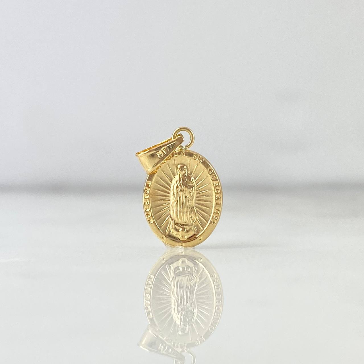 Dije Virgen de Guadalupe 0.65gr / Ovalada Oro Amarillo ©