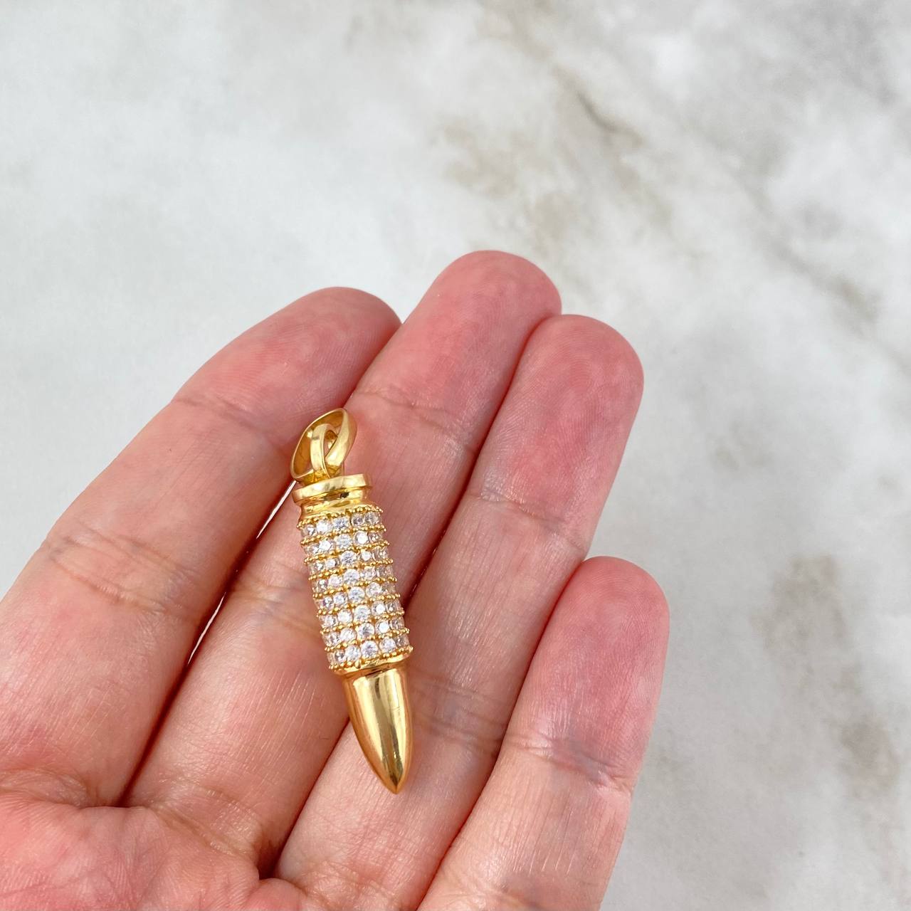 Dije Bala .38 Special 6.35gr / 4.1cm Circones Blancos Oro Amarillo