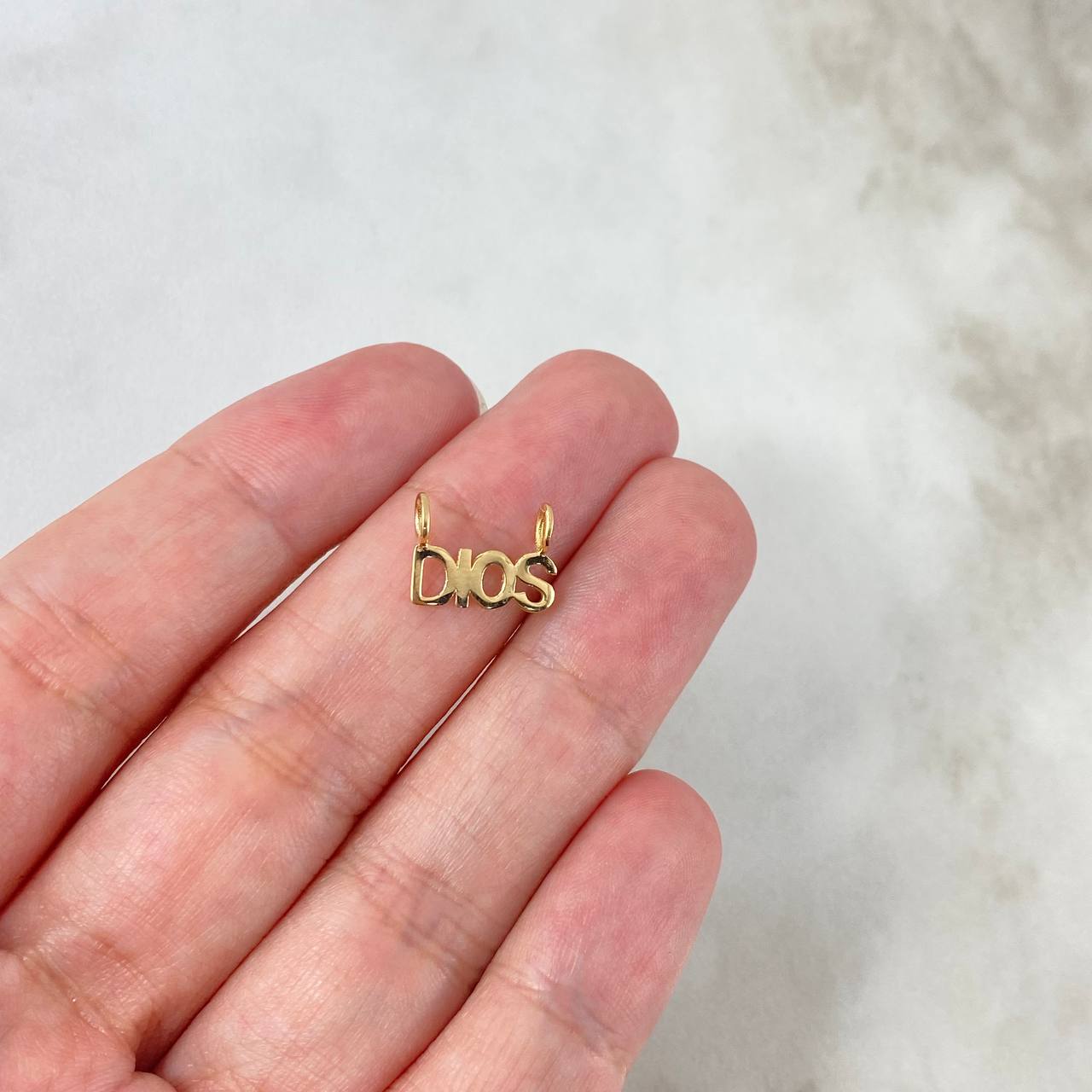 Dije Dios 0.45gr / 1cm / Oro Amarillo