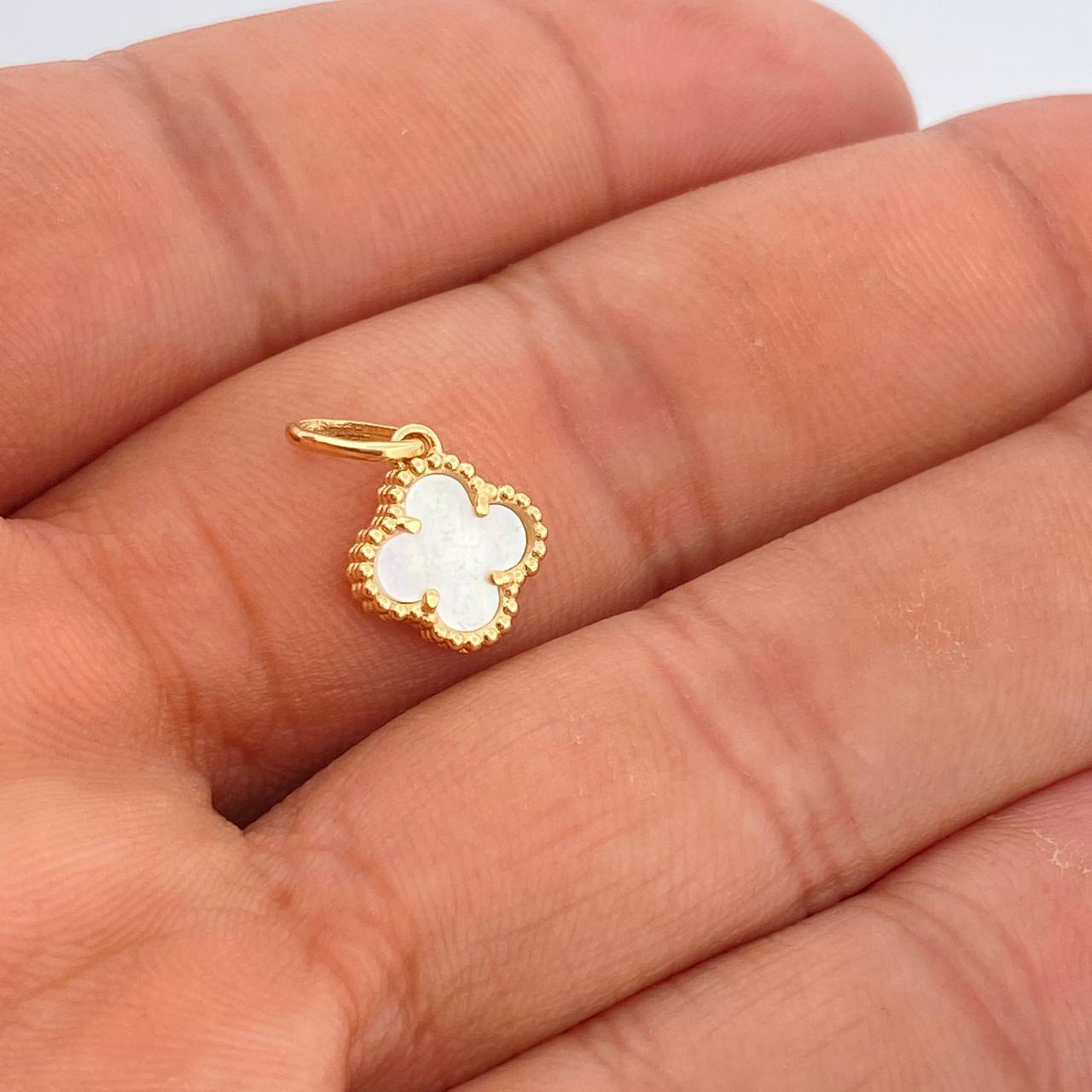 Dije Trebol 1.15gr / 1.7cm / Oro Amarillo Nac.Esp. 18K +