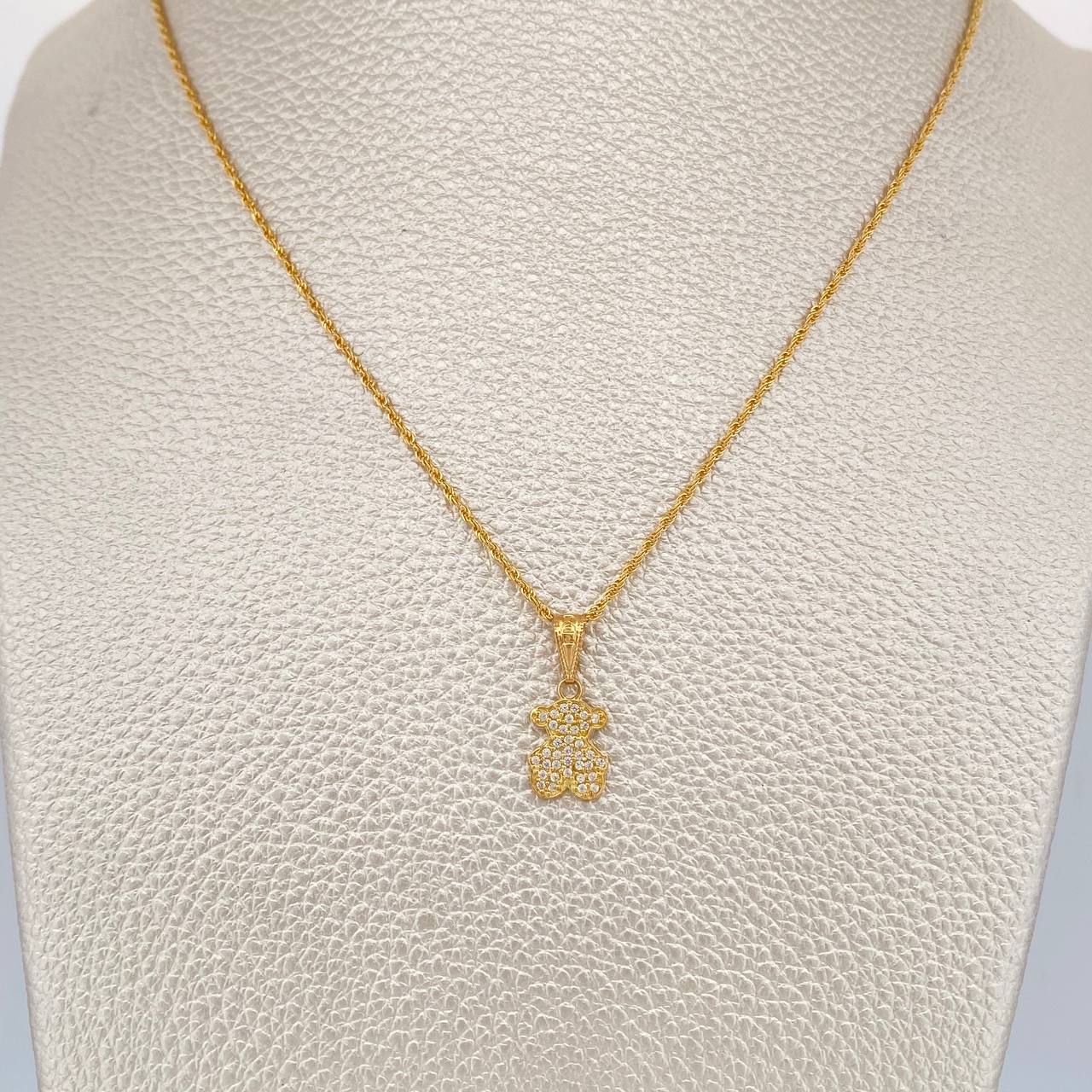Set Cadena y Dije Lazo + Oso Ts 1.6gr / 45.1cm / 1mm Oro Amarillo 18K (Oferta) %