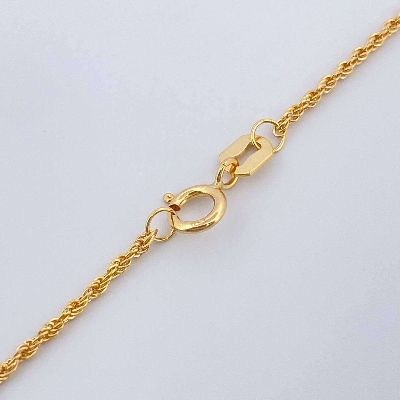 Set Cadena y Dije Lazo + Virgen De Guadalupe 1.5gr / 44.5cm / 1mm Oro Amarillo 18K (Oferta) %