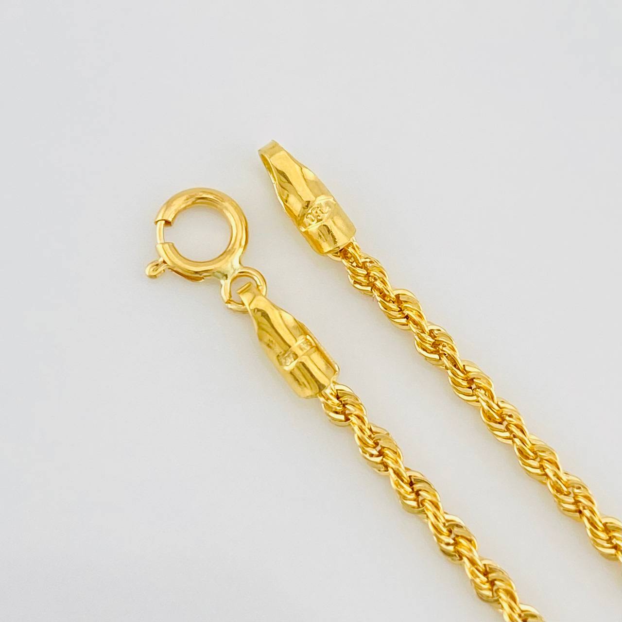 Pulso Lazo 0.8g / 18cm / 1.7mm Oro Amarillo 18K