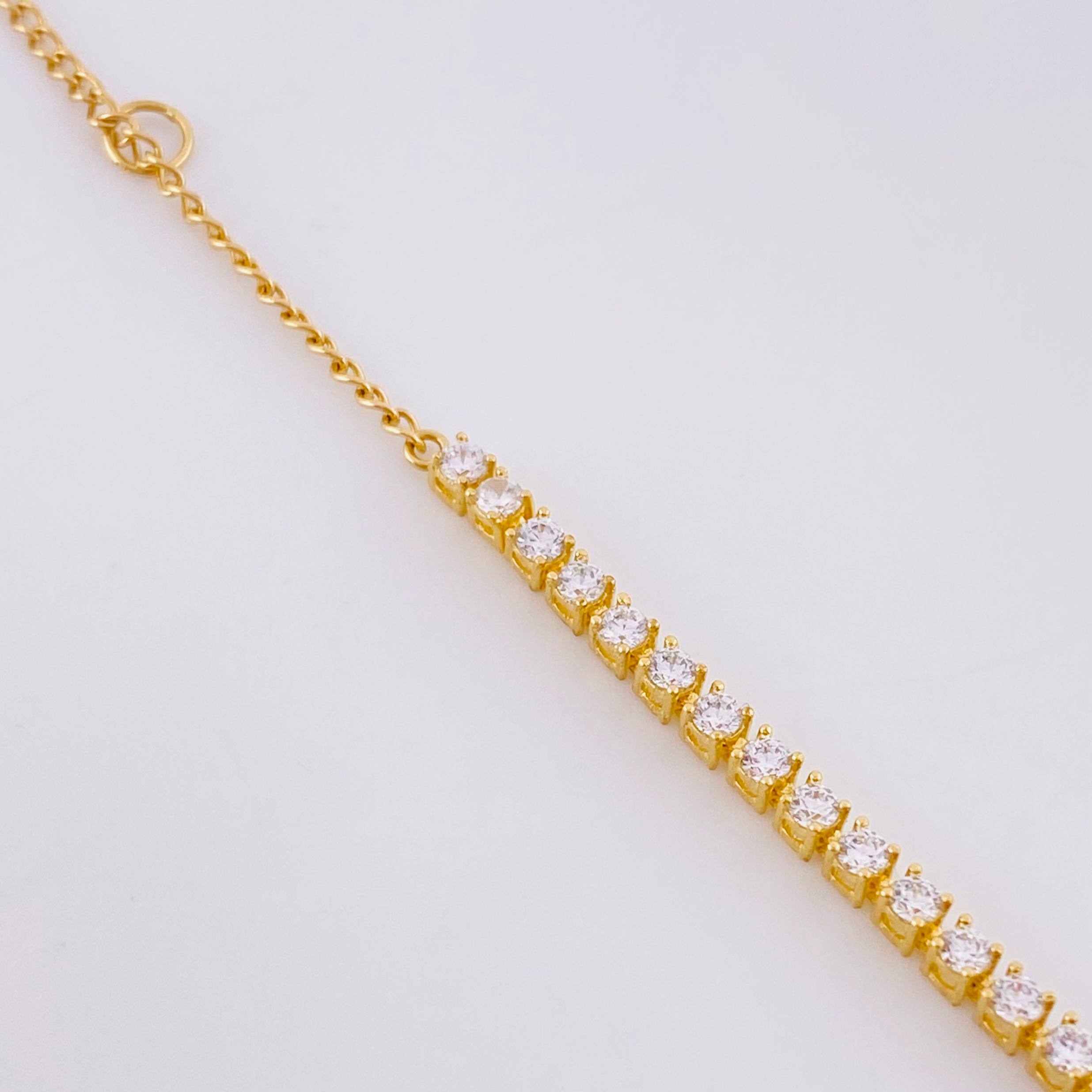 Pulso Tenis 2.85g / 17.7cm / 2mm Oro Amarillo 18K
