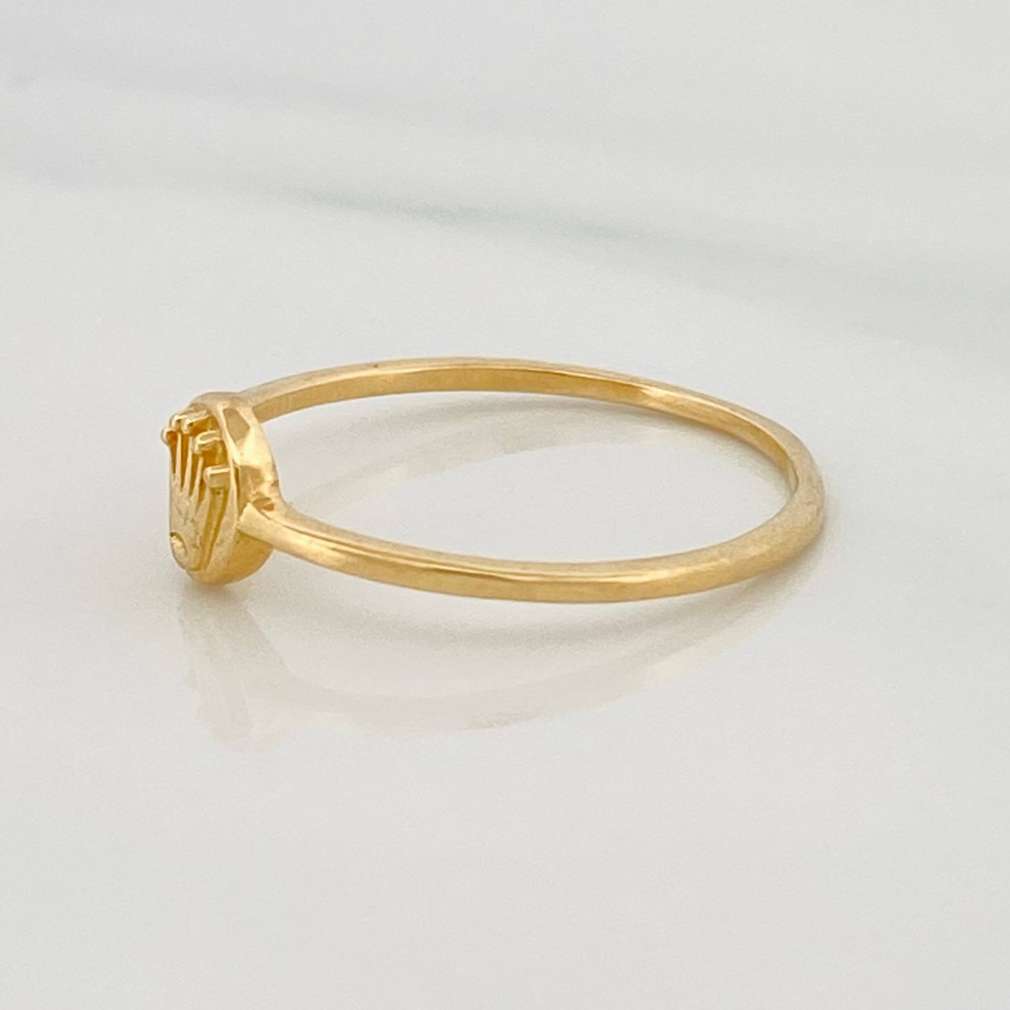 Anillo Corona 1.2g / T7 Oro Amarillo 18K