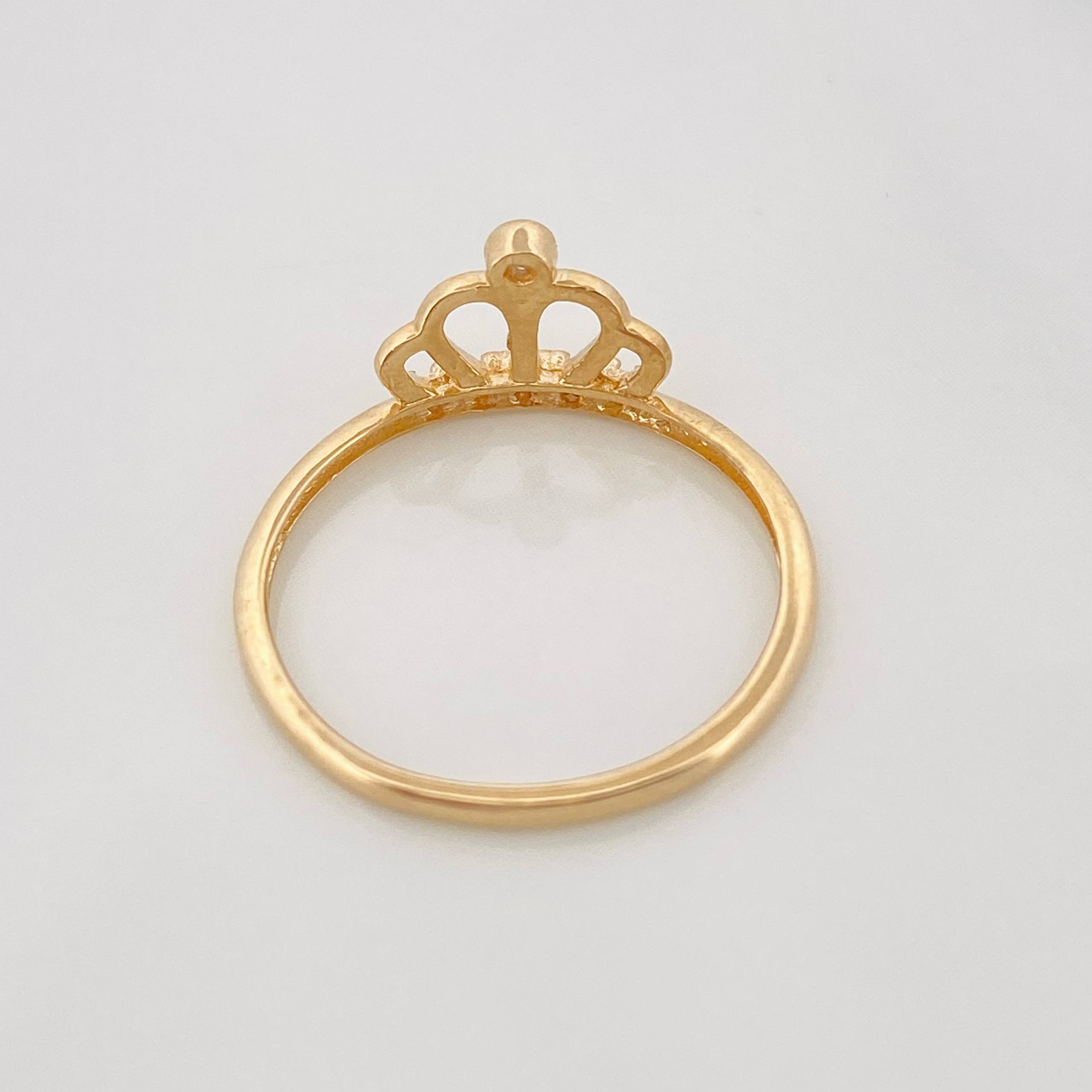 Anillo Corona 1.2g / T5 1/2 Oro Amarillo 18K