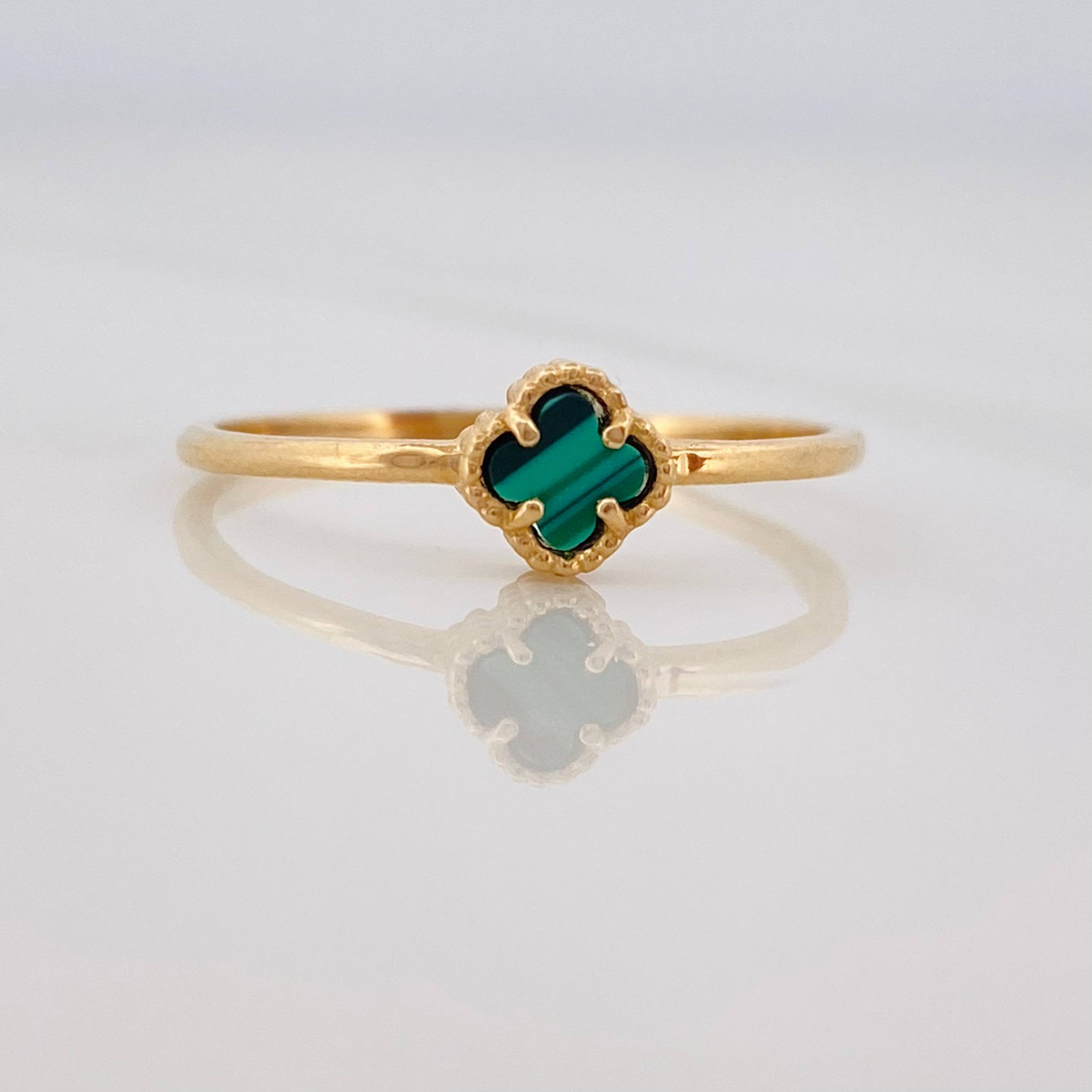 Anillo Trebol 1.25g / T7 1/4 Oro Amarillo 18K