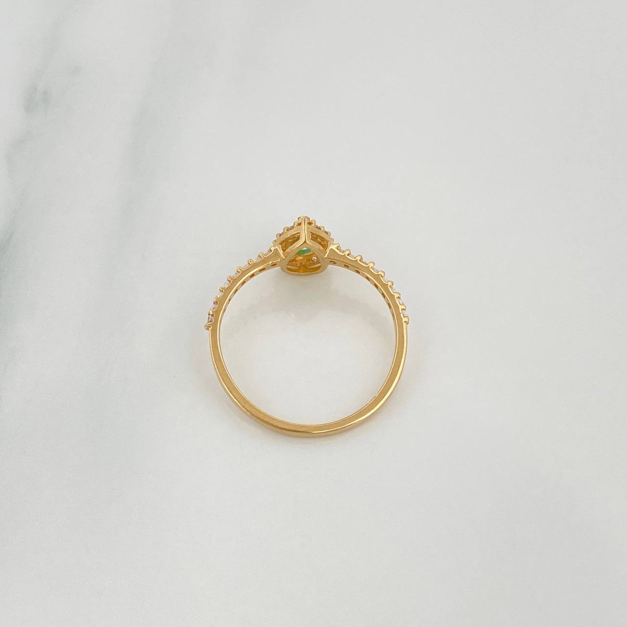 Anillo Gota 1.25 g / T4 3/4 Oro Amarillo 18K