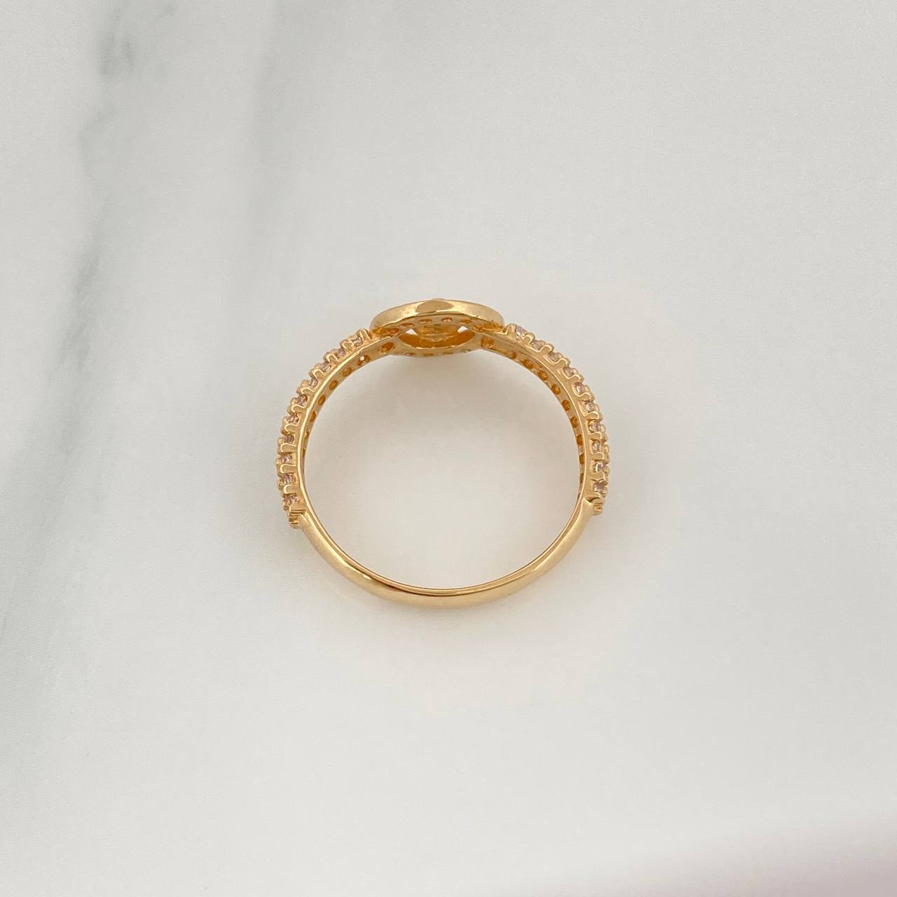 Anillo Corona 2.4 g / T6 1/4 Oro Amarillo 18K