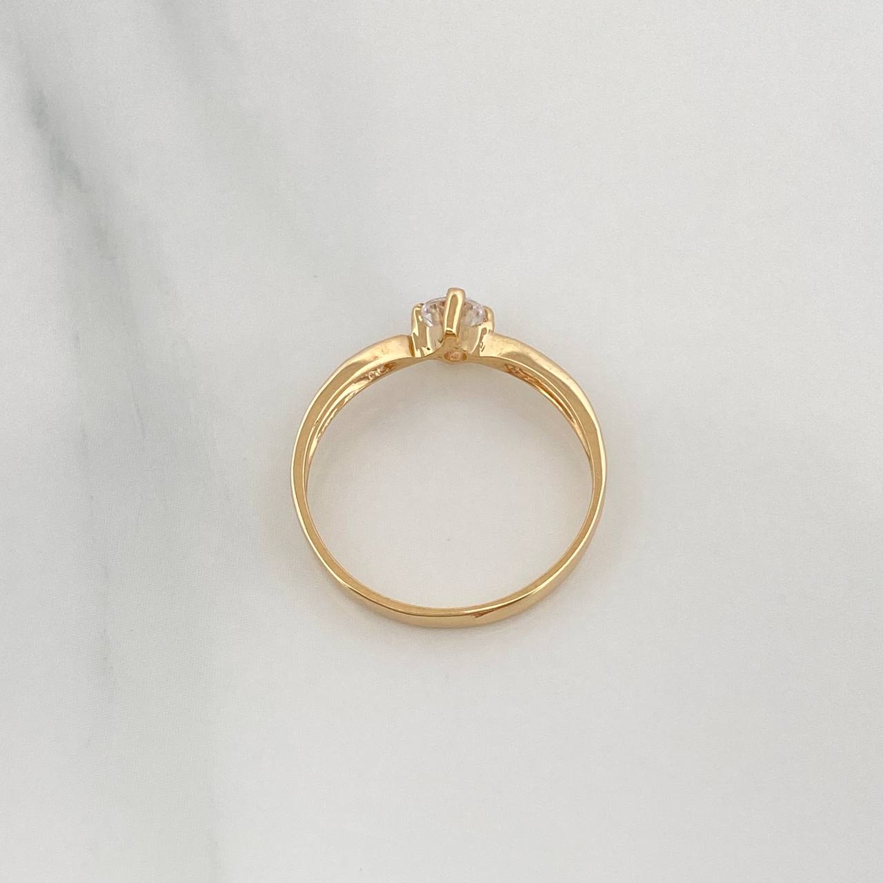 Anillo Solitario 1.6 g / T5 1/4 Oro Amarillo 18K