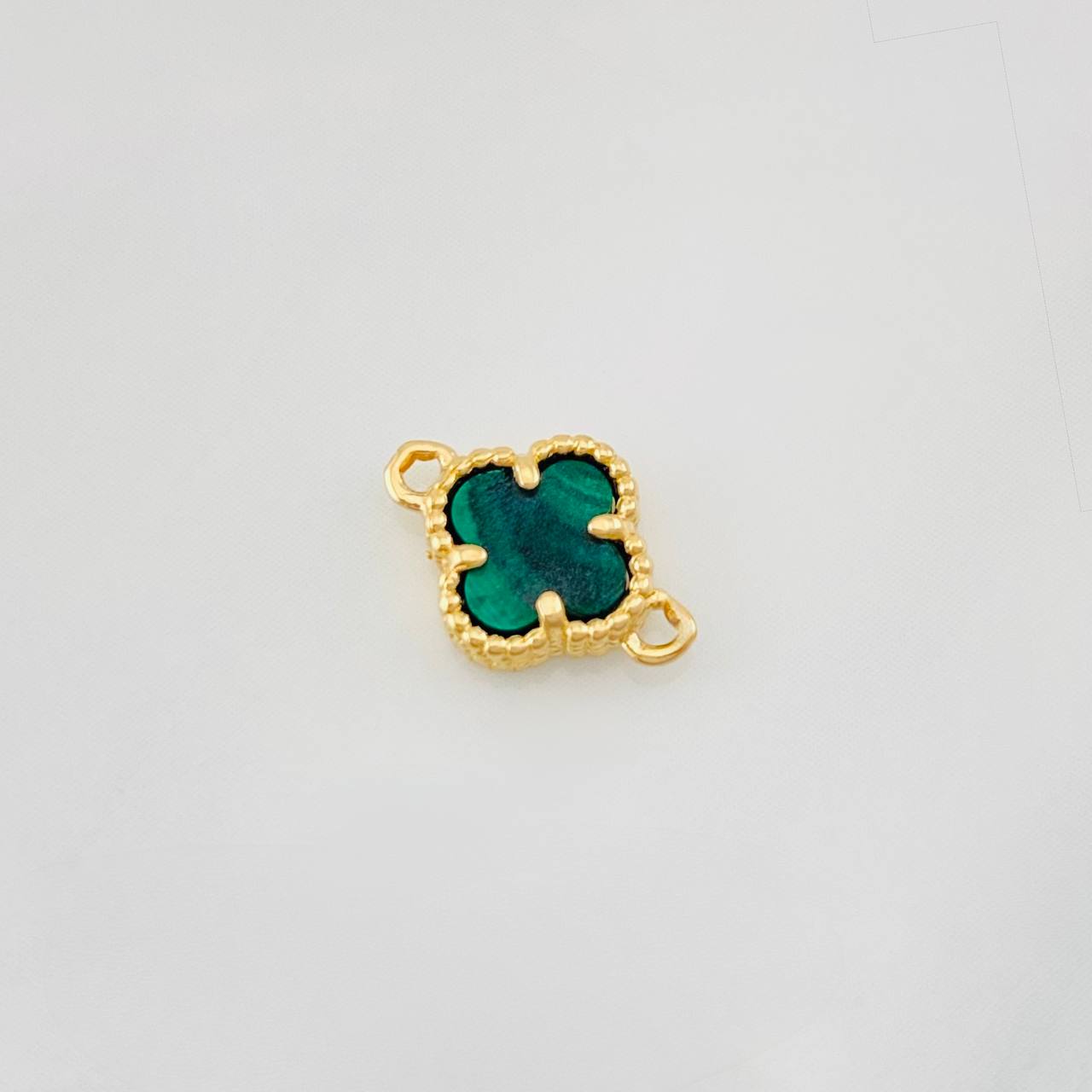 Herraje Trebol 0.7g / 1cm Oro Amarillo 18K