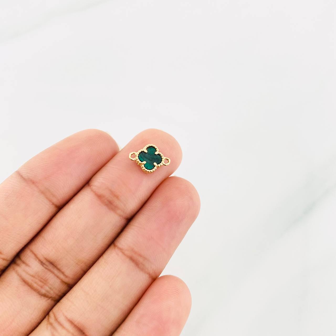 Herraje Trebol 0.7g / 1cm Oro Amarillo 18K