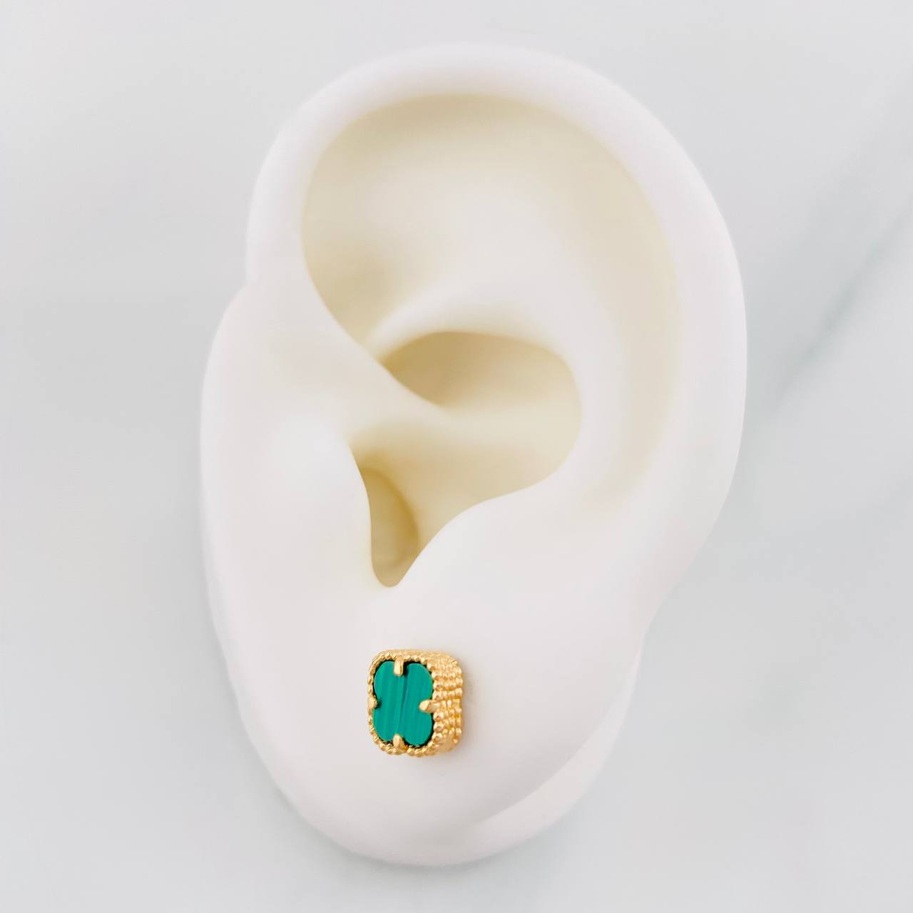Topos Trebol 1.7g / 6.59mm Oro Amarillo 18K