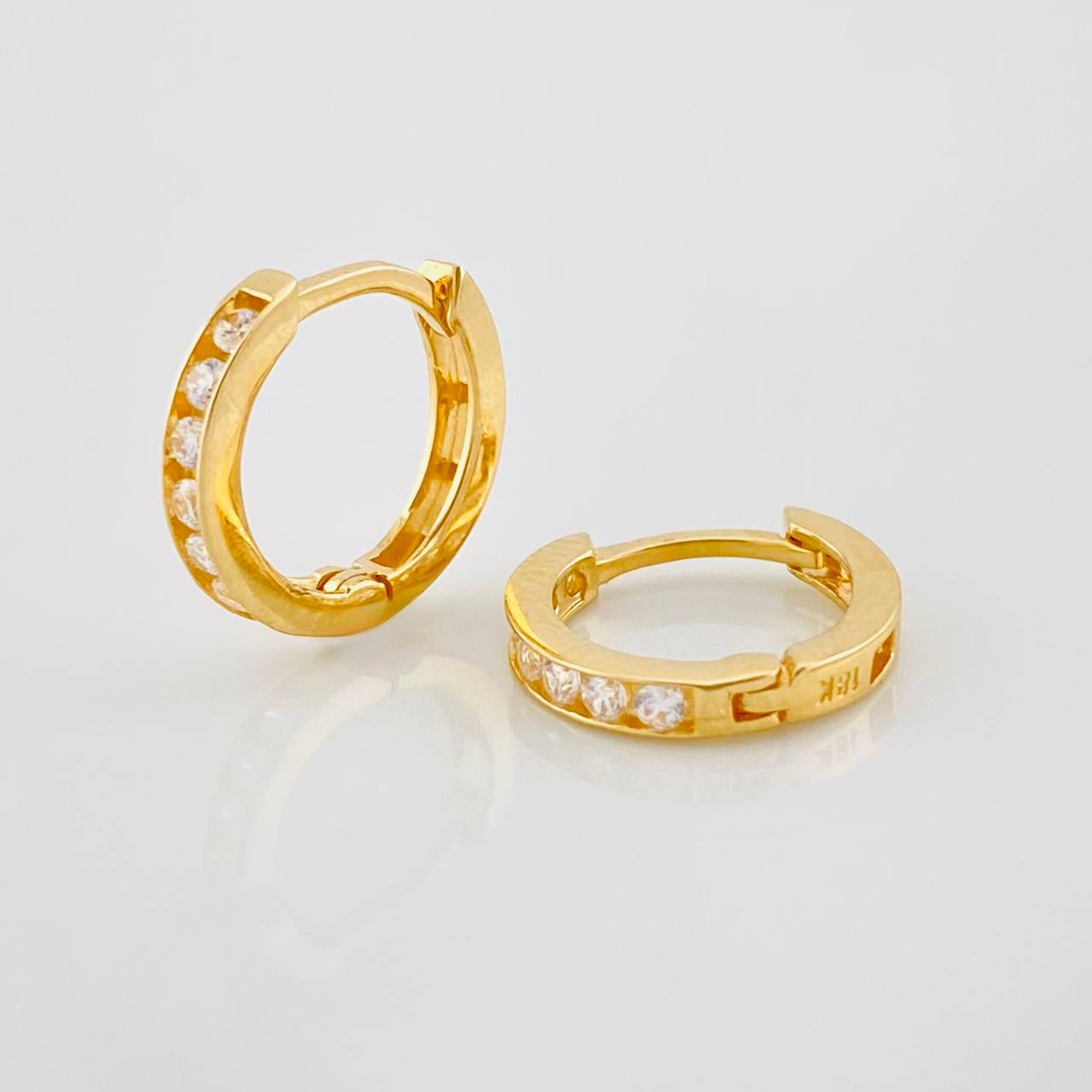 Candongas Carril 1.45g / 1cm Oro Amarillo 18K