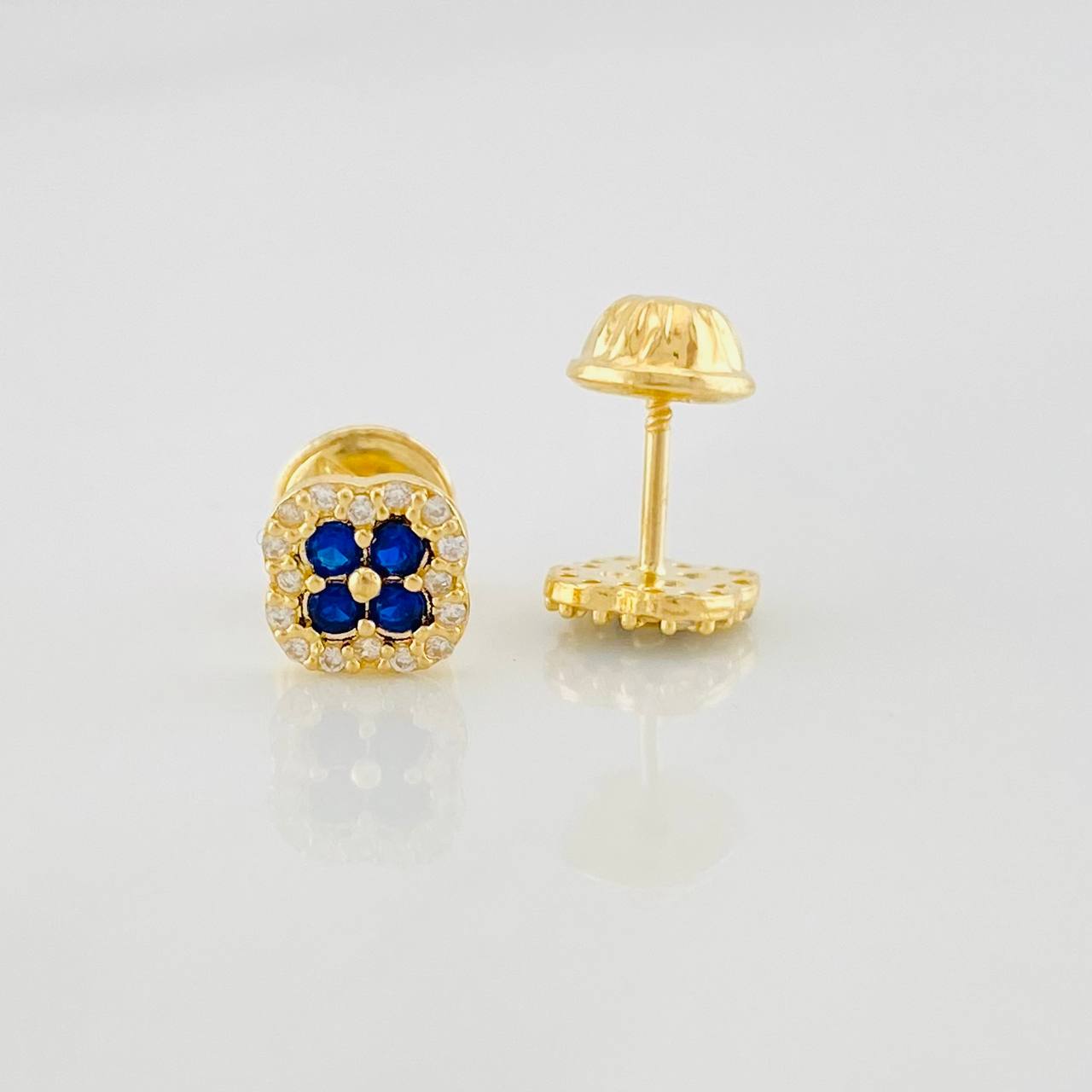 Topos Halo Trebol 0.9g / 5.6mm Oro Amarillo 18K