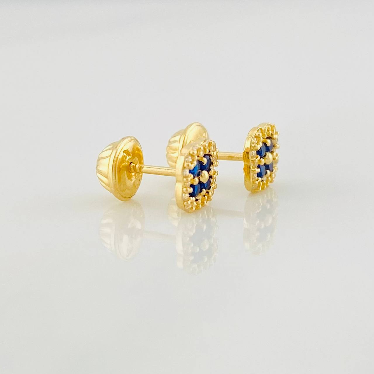 Topos Halo Trebol 0.9g / 5.6mm Oro Amarillo 18K