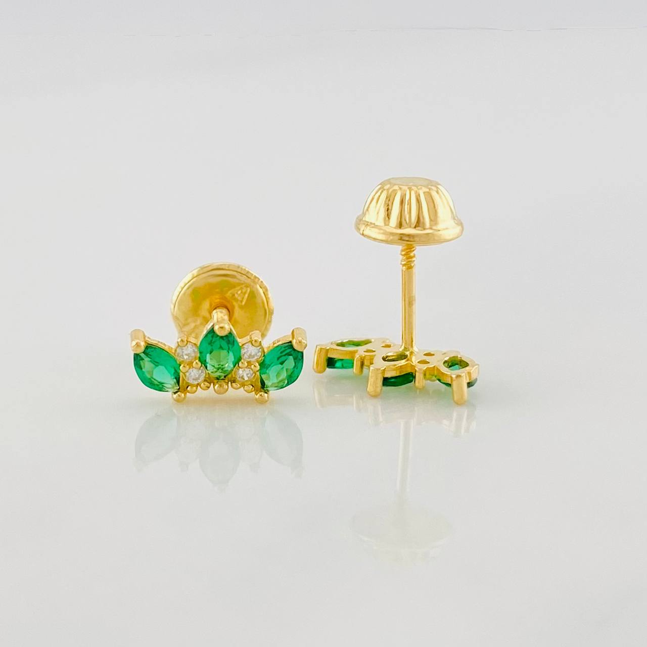 Topos Tiara 0.7g / 8.6mm Oro Amarillo 18K