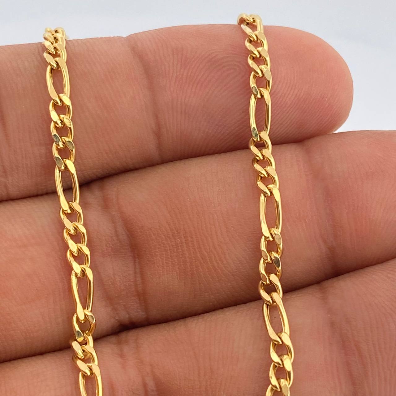 Cadena Figaro 9.6gr / 60cm / 3.8mm Oro Amarillo +1 18K +
