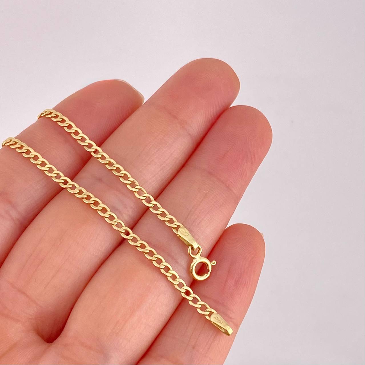 Pulso Cubano 1g / 19.7cm / 2.4mm Oro Amarillo 18K