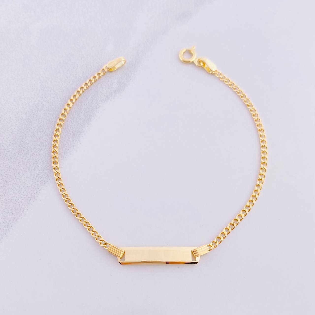 Pulso Cubano Placa Rectangular 1.65g / 16.2cm / 1.8mm Oro Amarillo 18K