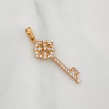 Dije Llave Flor 1.65 g / 3.3 cm Oro Amarillo 18K
