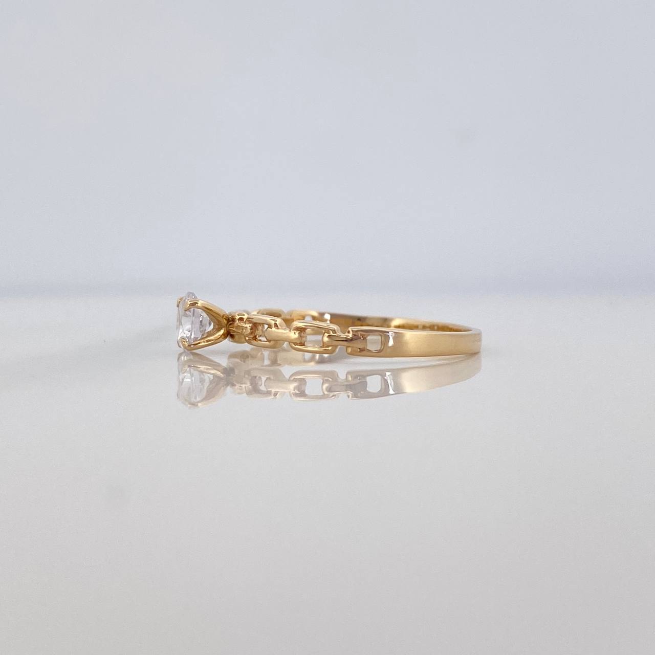 Anillo Solitario Eslabon 1.5 g / T7 Oro Amarillo 18K