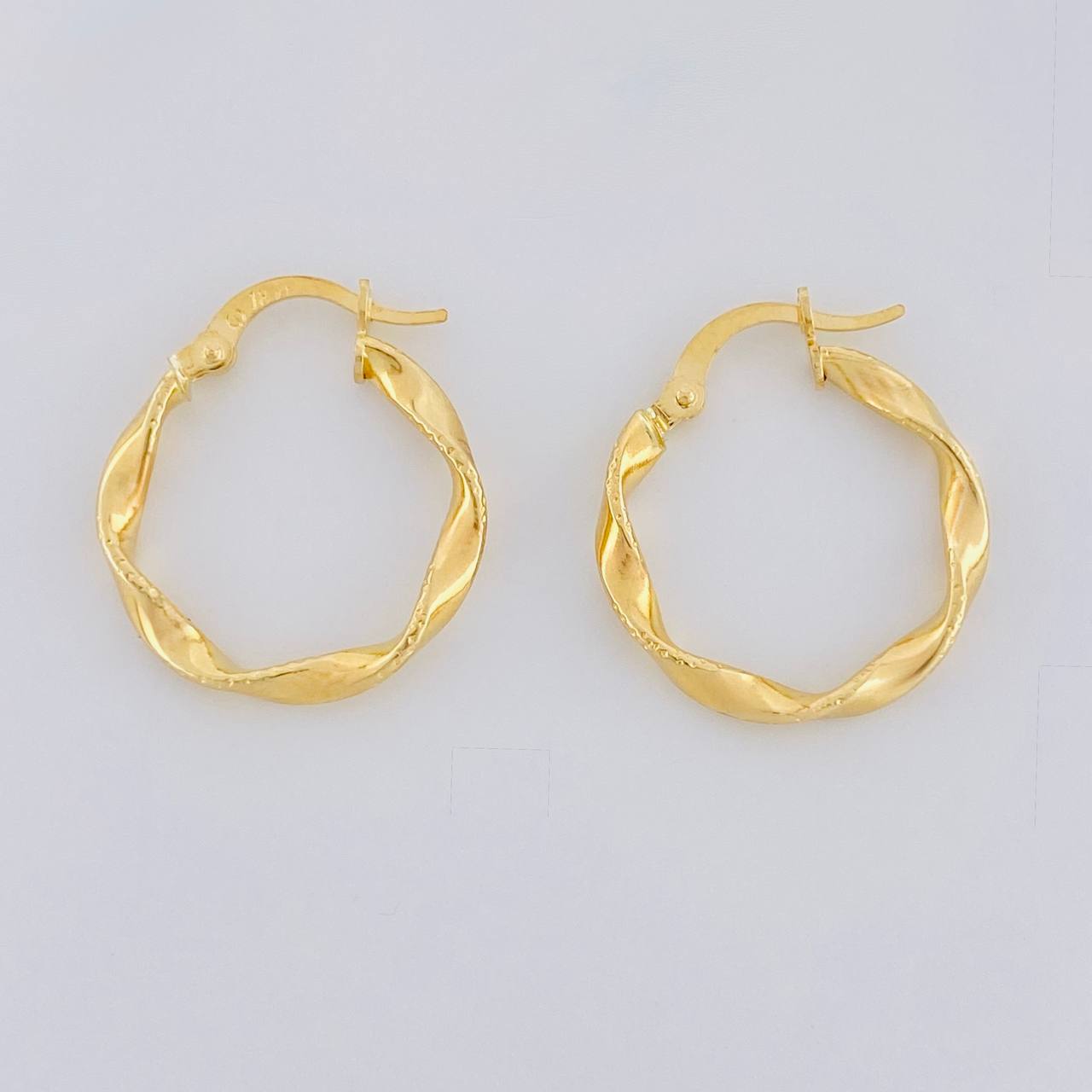 Candongas Asby 1.3g / 2.1cm Tres Oros 18K