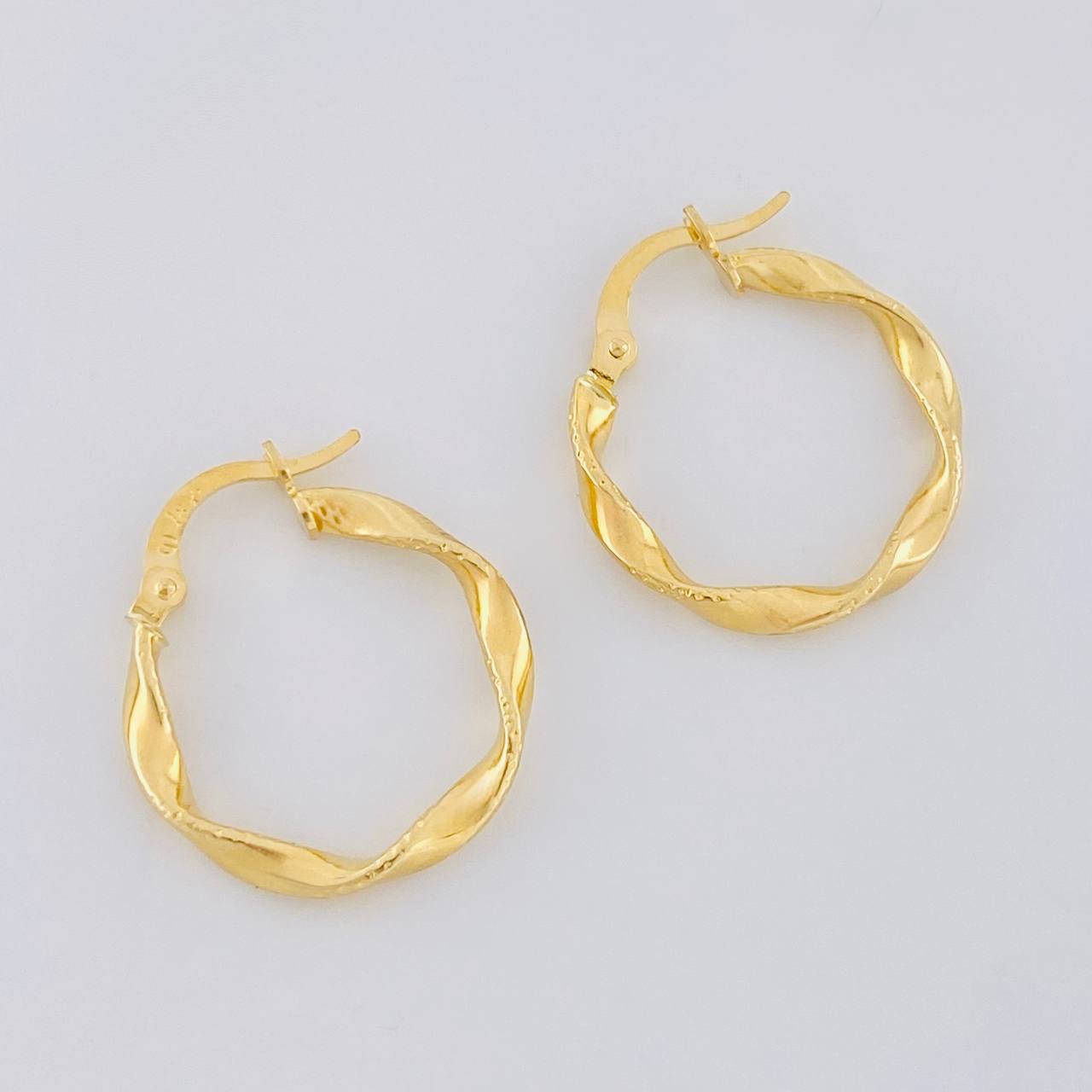 Candongas Asby 1.3g / 2.1cm Tres Oros 18K