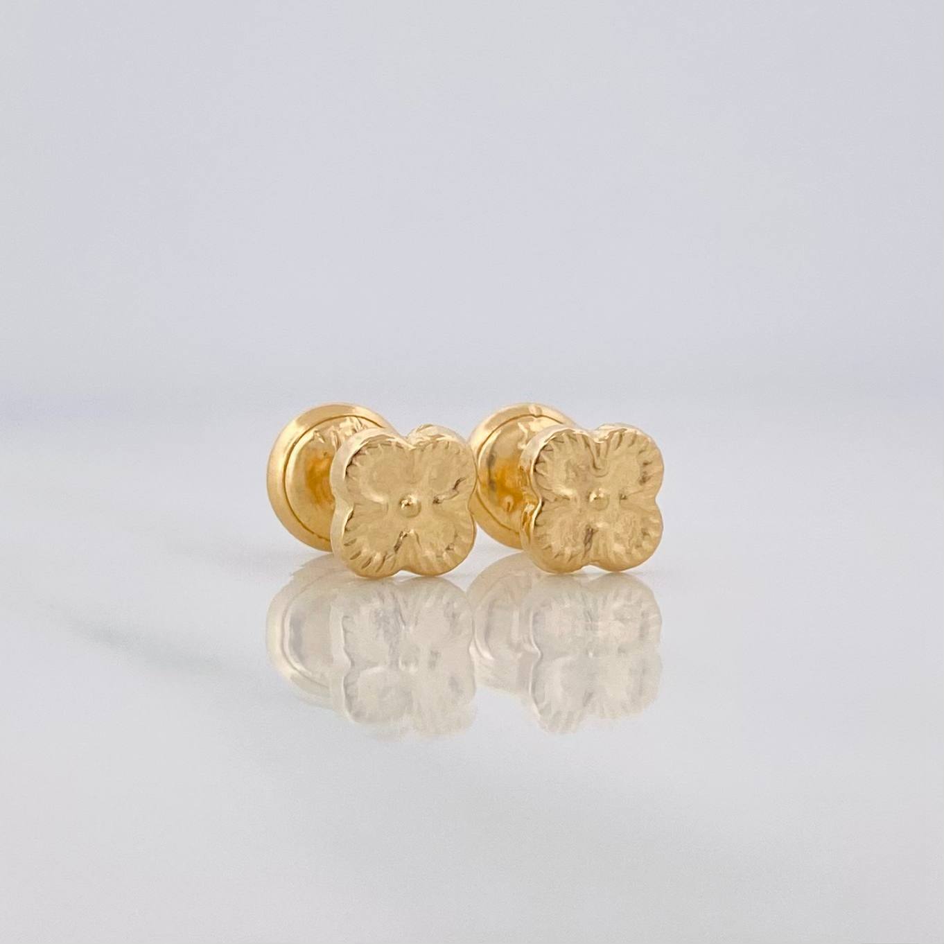Topos Trebol 0.65g / 5mm Oro Amarillo 18K