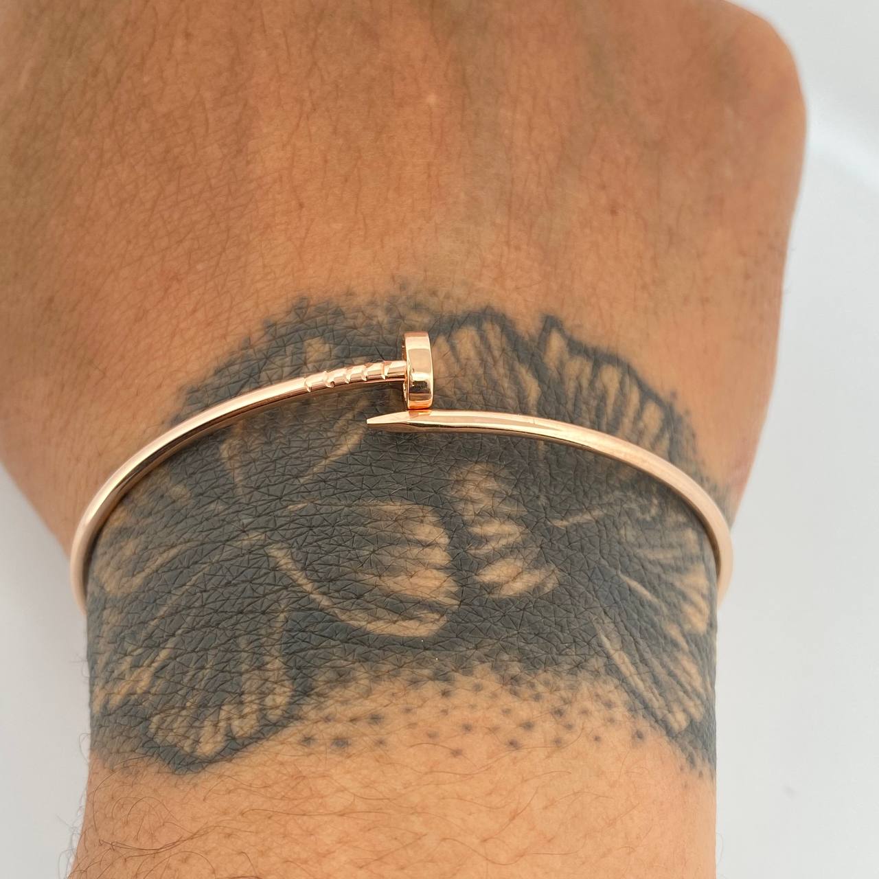 Pulso Aro Clavo 4.65gr / 18cm / Oro Rosa 18K