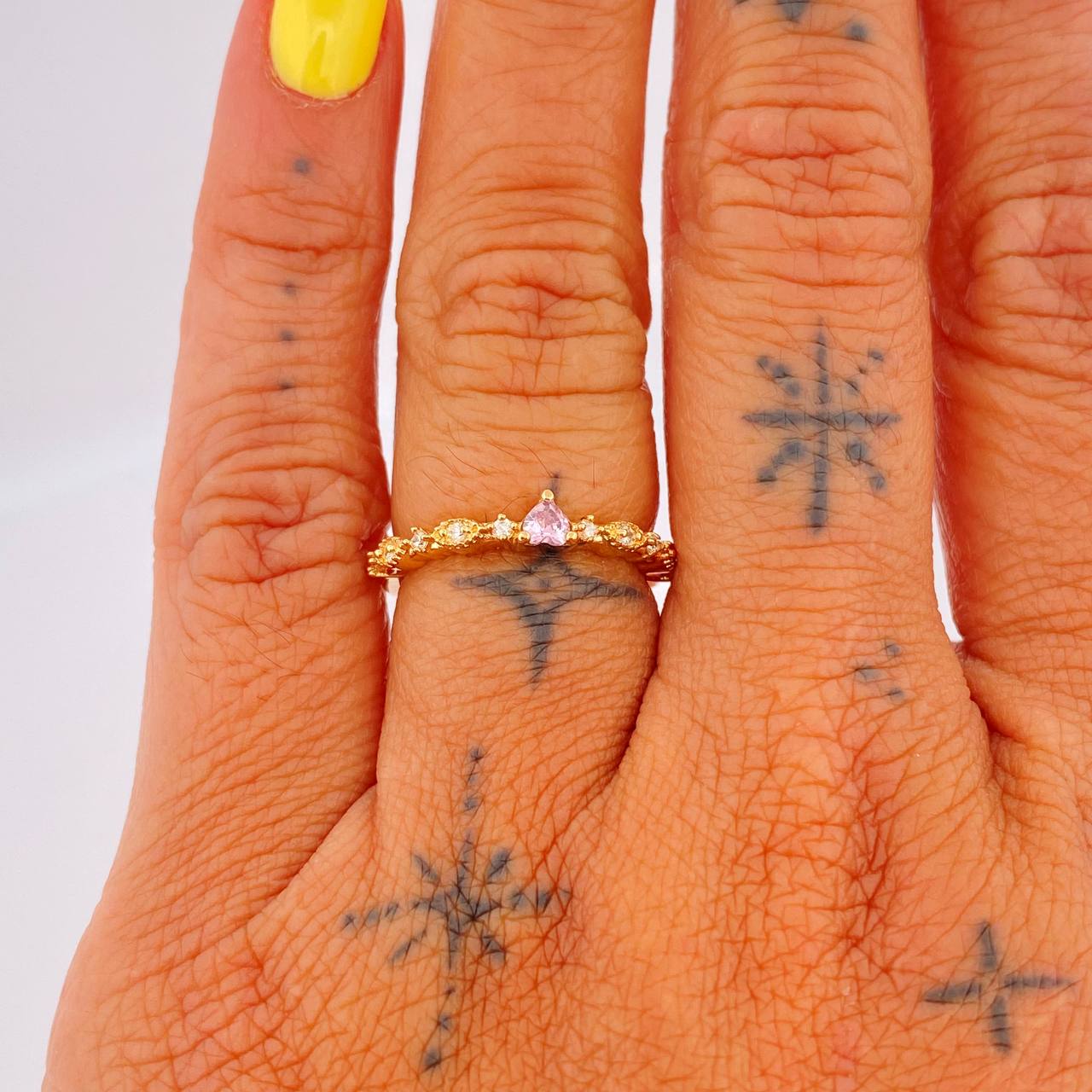 Anillo Churumbela Ojos Corazon 1.8gr / T5 3/4 / Oro Amarillo 18K &