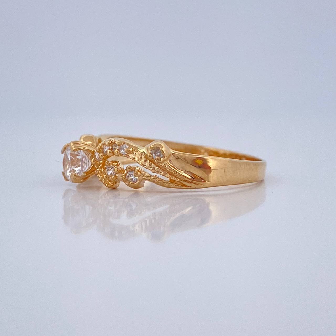 Anillo Solitario Olas Cruzadas 1.6gr / T6 1/2 / Oro Amarillo 18K &