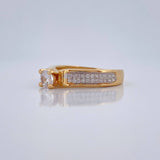 Anillo Solitario 4.3gr / T6 1/2 / Oro Amarillo Oro Blanco 18K &