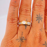 Anillo Solitario 4.3gr / T6 1/2 / Oro Amarillo Oro Blanco 18K &