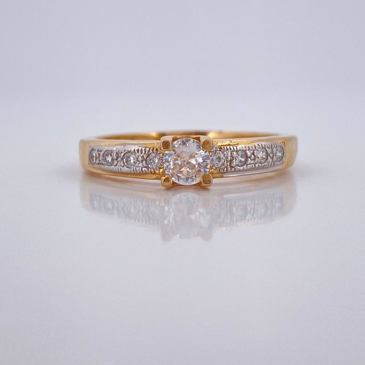 Anillo Churumbela 2.95gr / T7 / Oro Amarillo Oro Blanco  18K &
