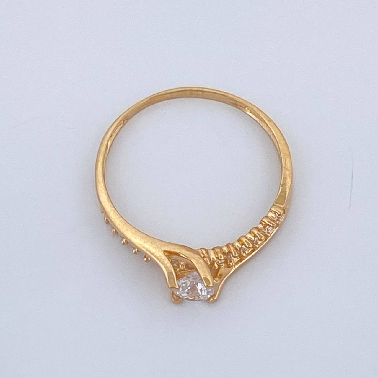 Anillo Solitario Linea Invertida 1.5gr / T6 3/4 / Oro Amarillo 18K &