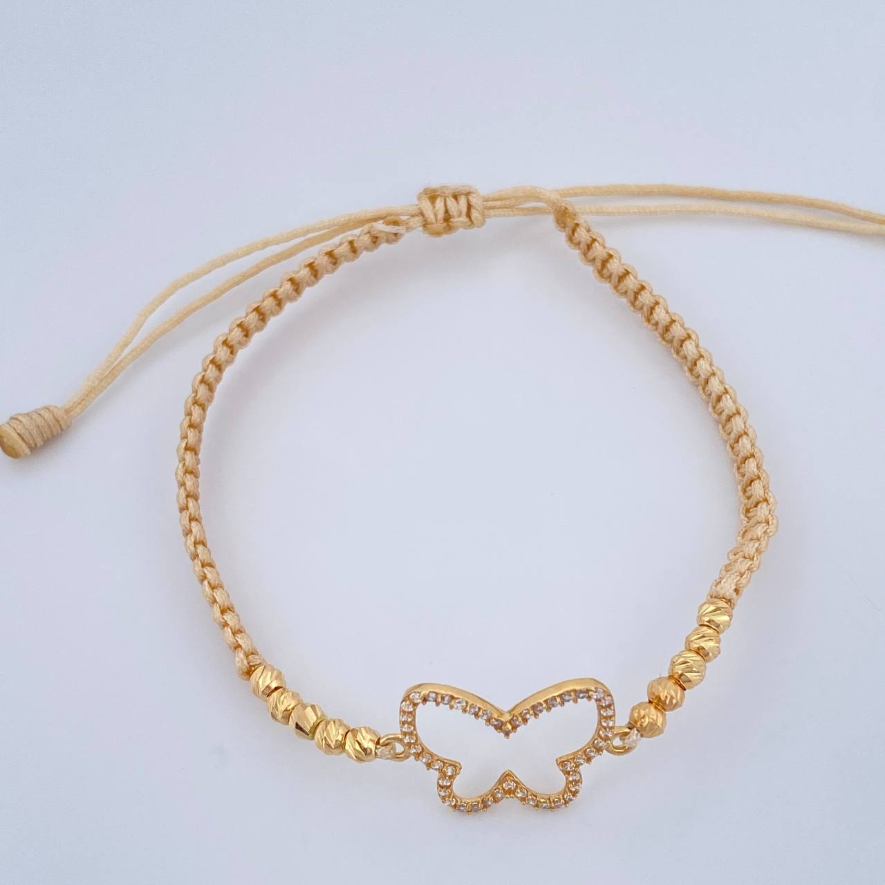 Pulsera Tejida Beige Silueta Mariposa 1.45gr / 3mm Oro Amarillo 18K %