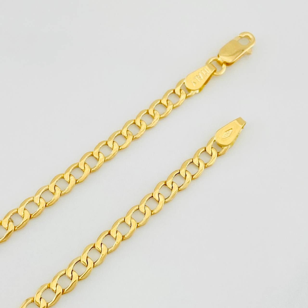 Pulso Cubano 2.4g / 21cm / 3.3mm Oro Amarillo 18K